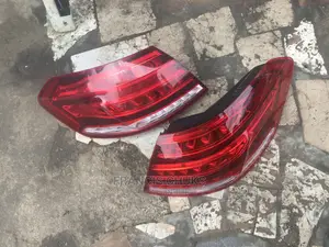 Two Side of Back Light for Mercedes Benz E350 W212
