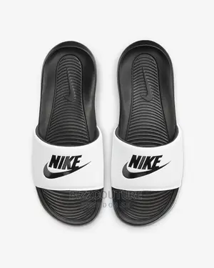 Original NIKE VICTORI Slides Size 38-50 Available in Store