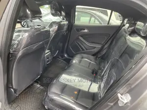 Mercedes-Benz GLA 250 2016 Gray