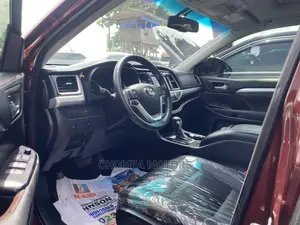 Toyota Highlander 2014 Red