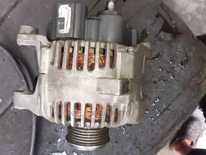 Hyundai Santa Fe 2012 Alternator