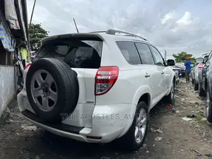 Toyota RAV4 3.5 Limited 2011 White