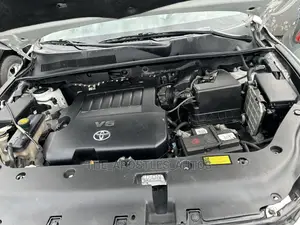 Toyota RAV4 3.5 Limited 2011 White