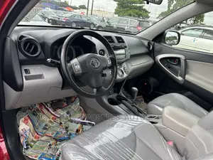 Toyota RAV4 200 4X4 Automatic 2008 Red