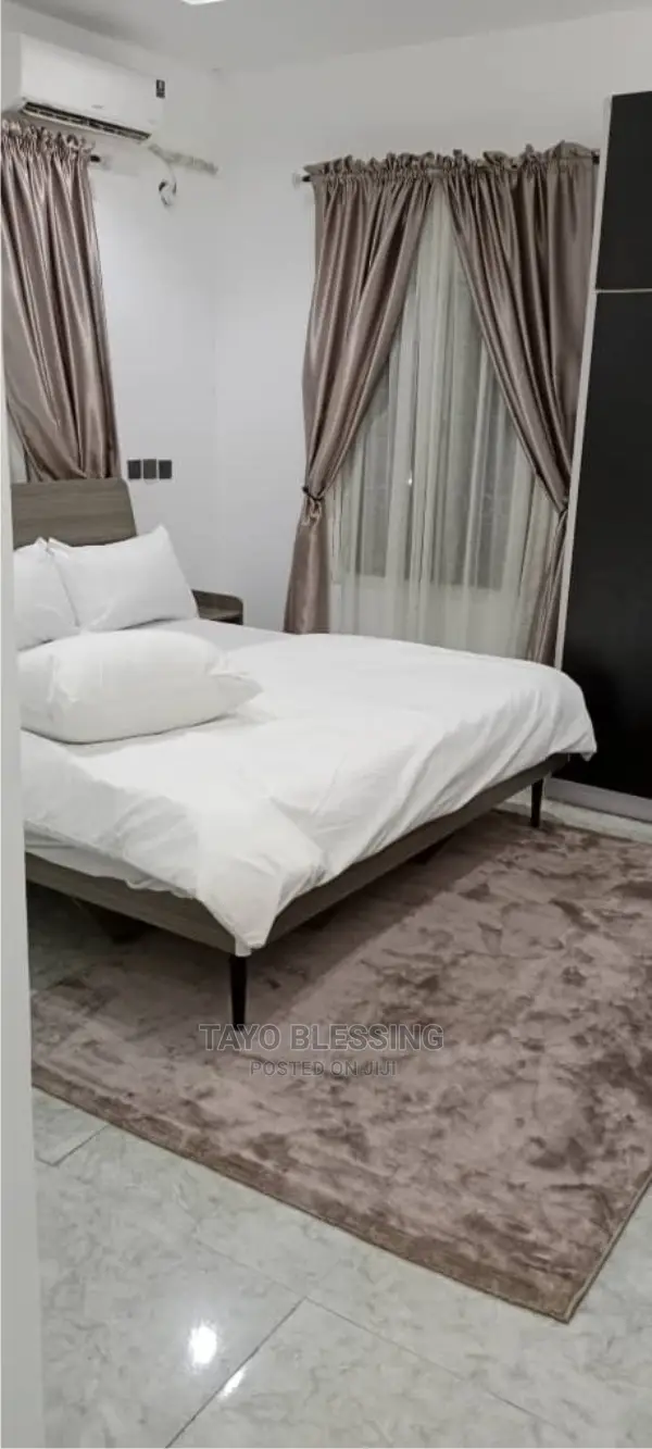 2 Bedroom for Shortlet