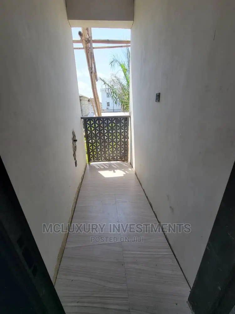 Furnished 1bdrm Apartment in Chevron, Lekki for sale