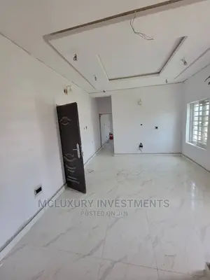 Furnished 1bdrm Apartment in Chevron, Lekki for sale