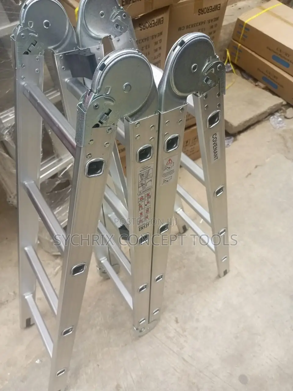 4 X 4 - 16 Steps Aluminium Foldable Ladder