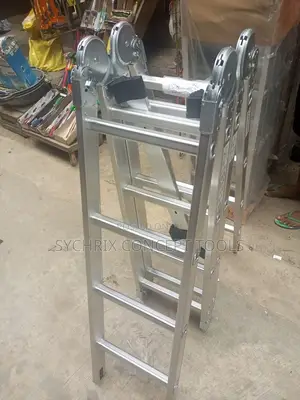 4 X 4 - 16 Steps Aluminium Foldable Ladder