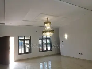 5bdrm Duplex in Riverpark Airport Rd, Lugbe District for rent