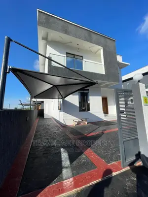 Furnished 5bdrm Duplex in Orchid Roads for sale