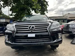 Lexus LX 2014 Black