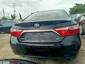 Toyota Camry 2017 Black
