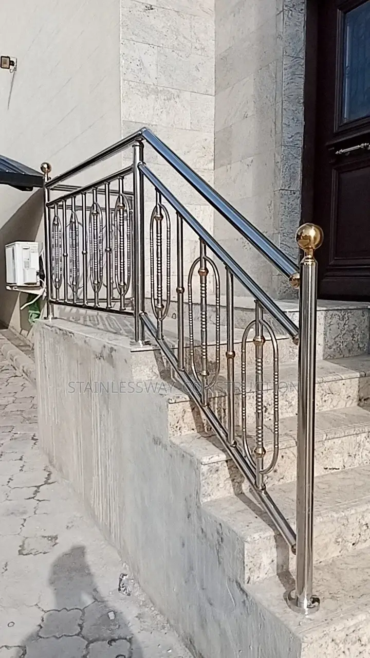 Stainless Handrail Design at Stainlessway