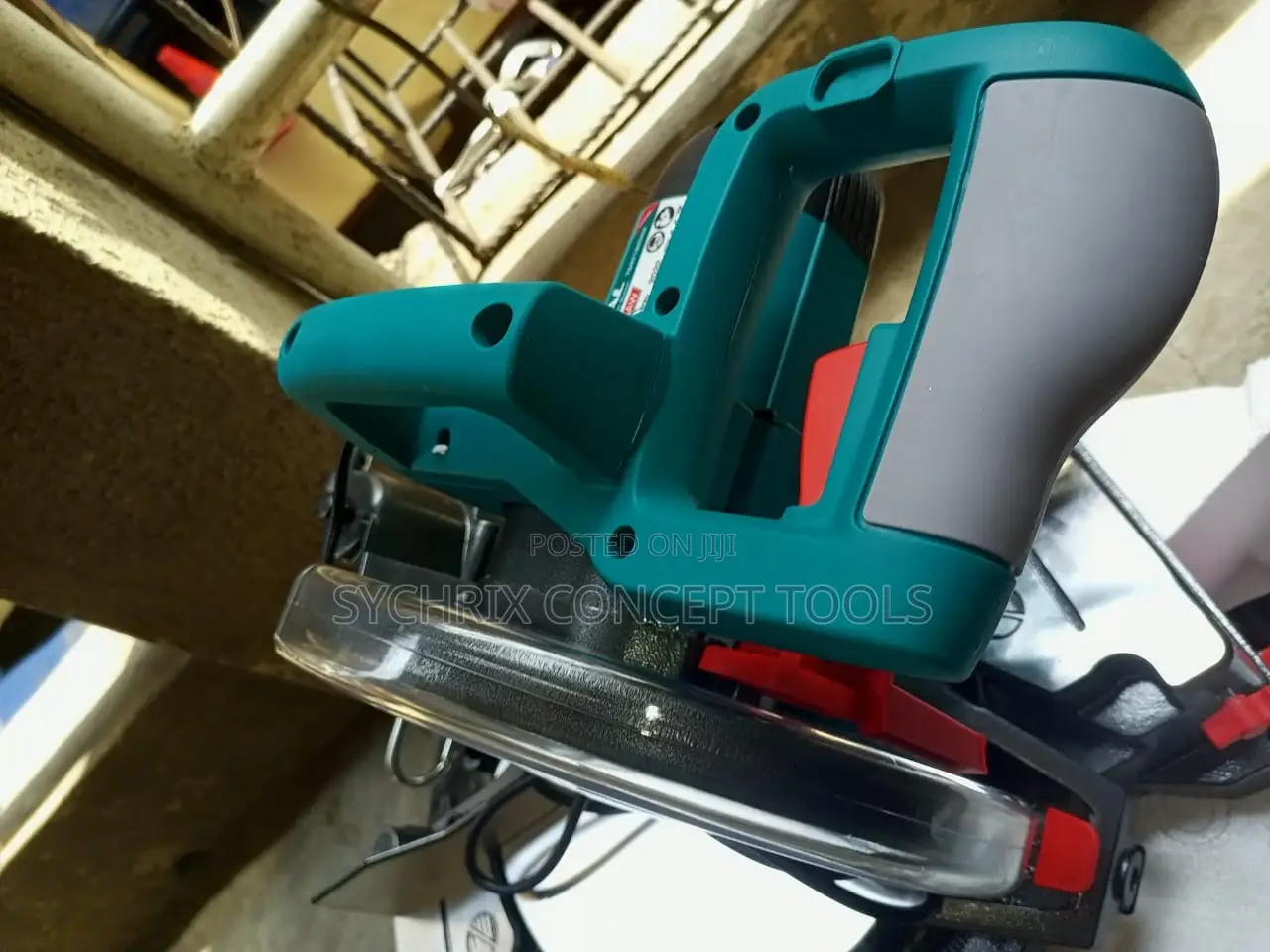 Total Mitre Saw Cutting Machine