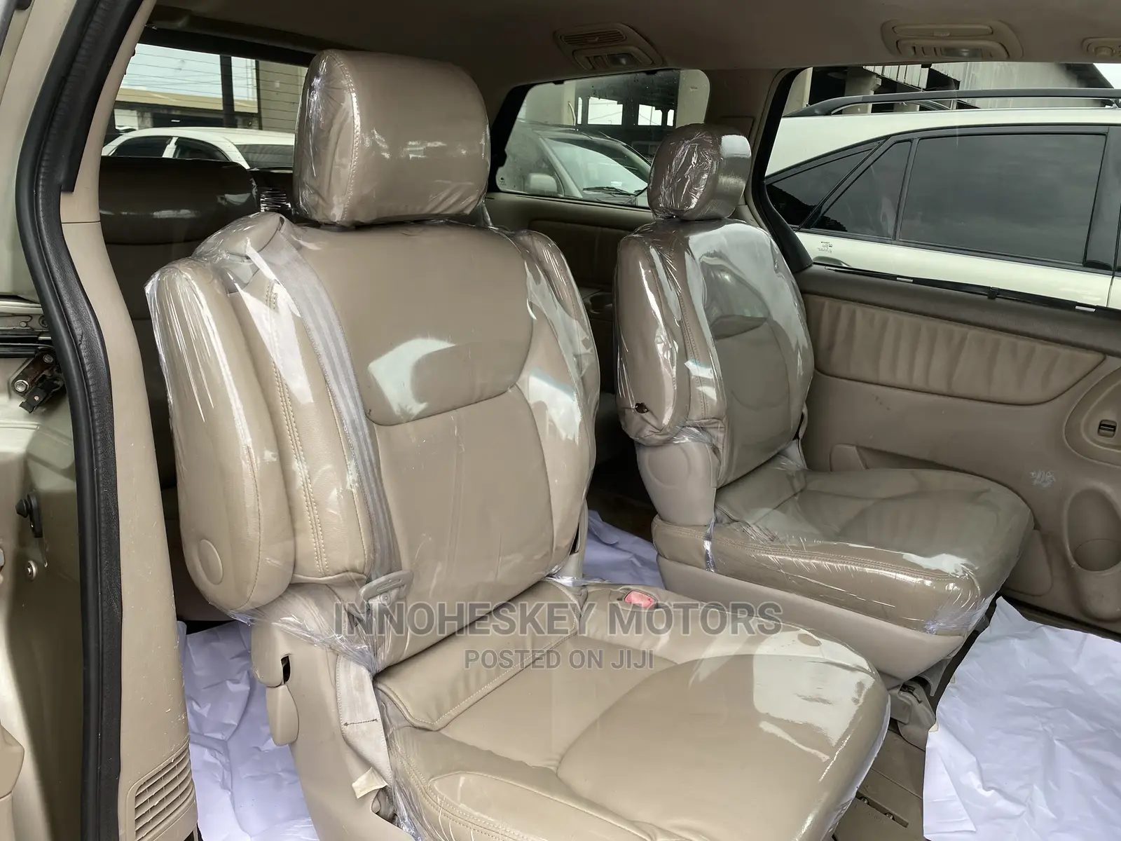 Toyota Sienna 2006 Gold