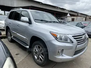 Lexus LX 570 AWD 2013 Silver