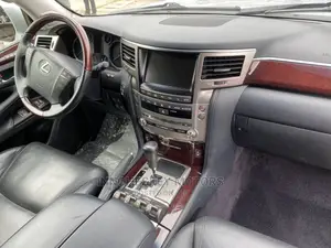 Lexus LX 570 AWD 2013 Silver
