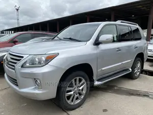Lexus LX 570 AWD 2013 Silver