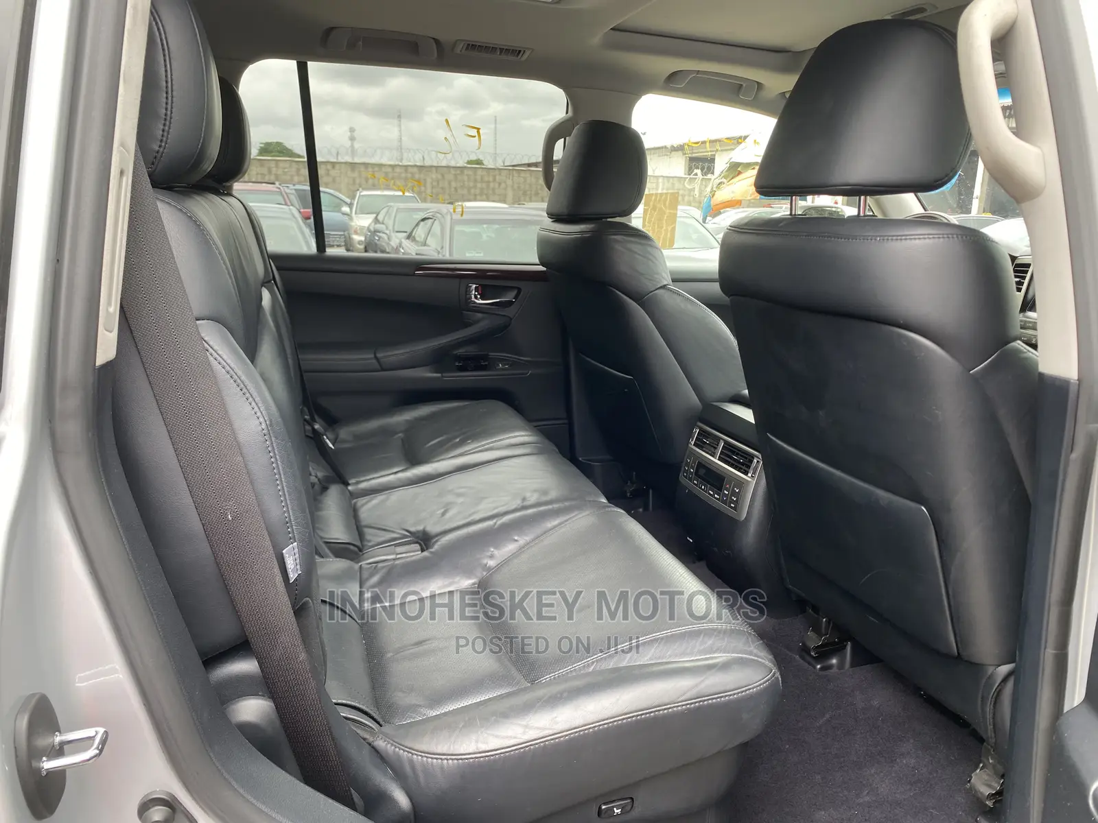 Lexus LX 570 AWD 2013 Silver