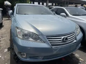 Lexus ES 350 2010 Blue