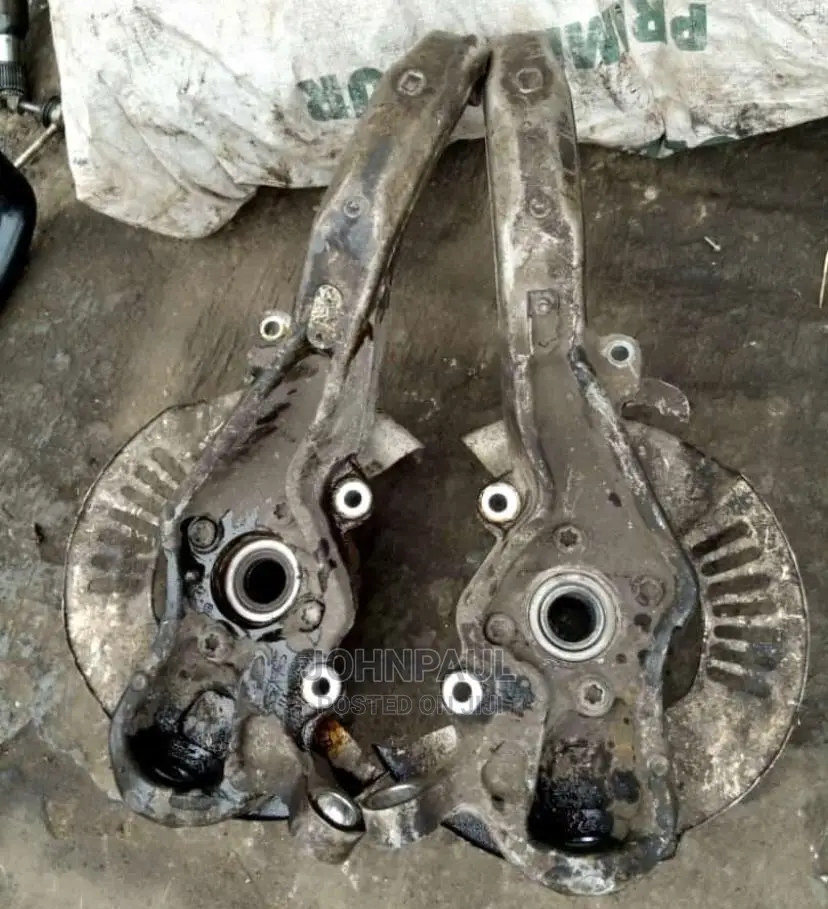 Range Rover Velar Front Hub