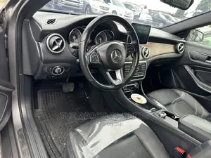 Mercedes-Benz GLA 250 2016 Gray
