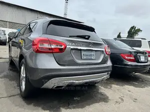 Mercedes-Benz GLA 250 2016 Gray