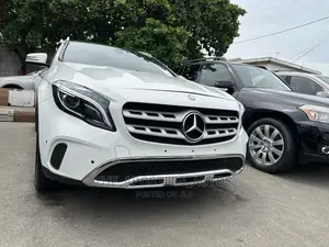 Mercedes-Benz GLA 250 2016 White