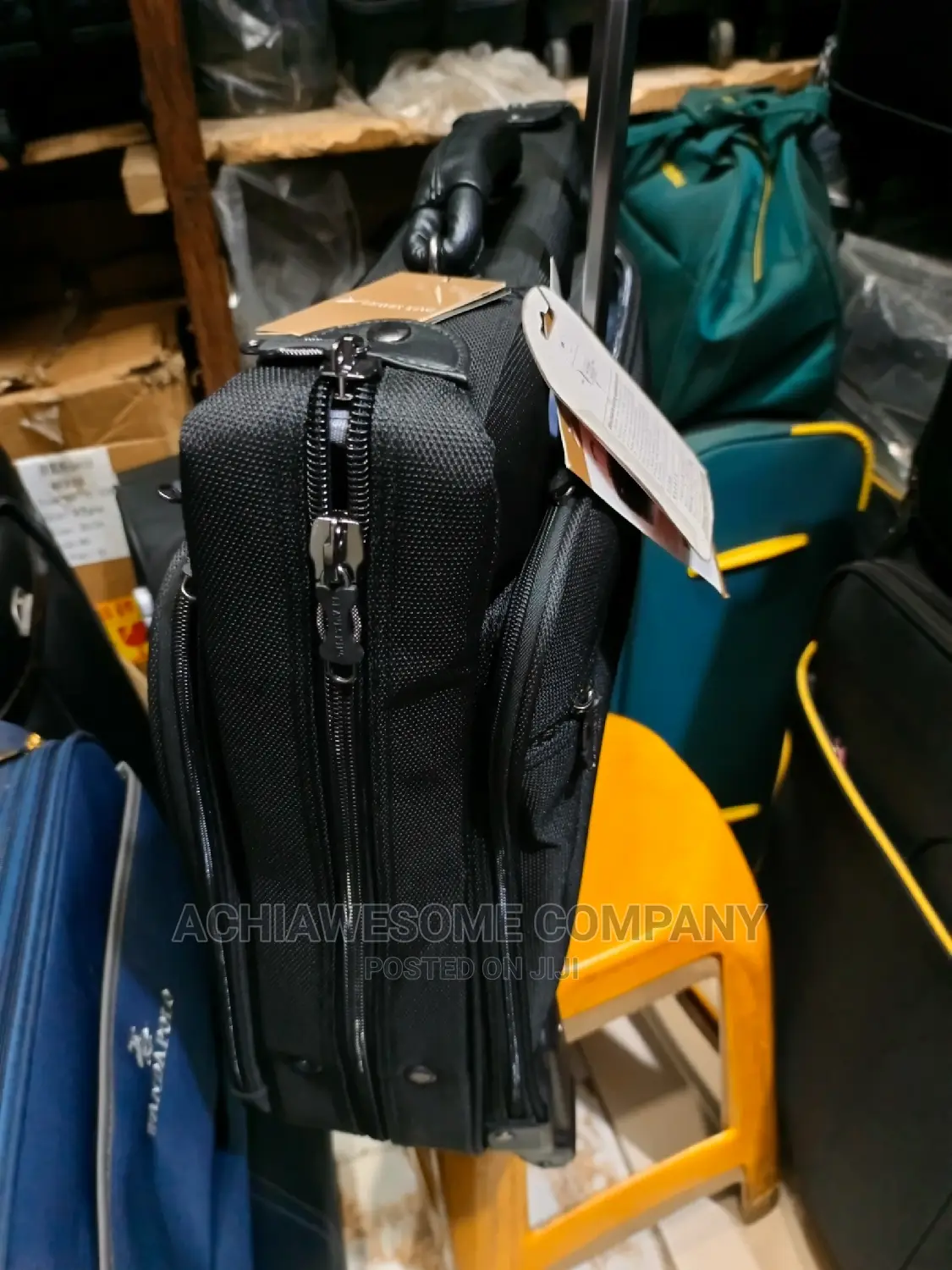 Leaves King Suit Carrier, 2 Wheels