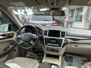 Mercedes-Benz M Class 2015 Black