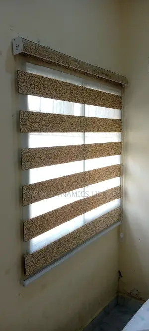 Quality Window Blinds (Free Delivery)