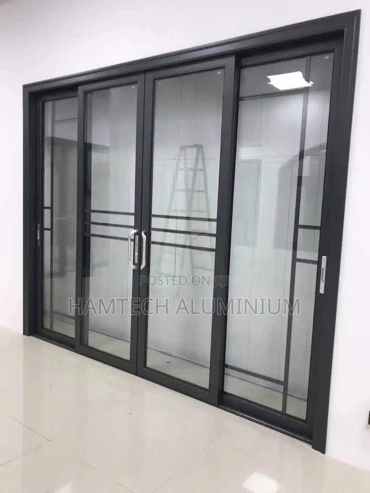Omnia Sliding Door