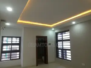 3bdrm Block of Flats in With Bq, Wuse 2 for rent