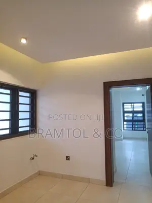 3bdrm Block of Flats in With Bq, Wuse 2 for rent