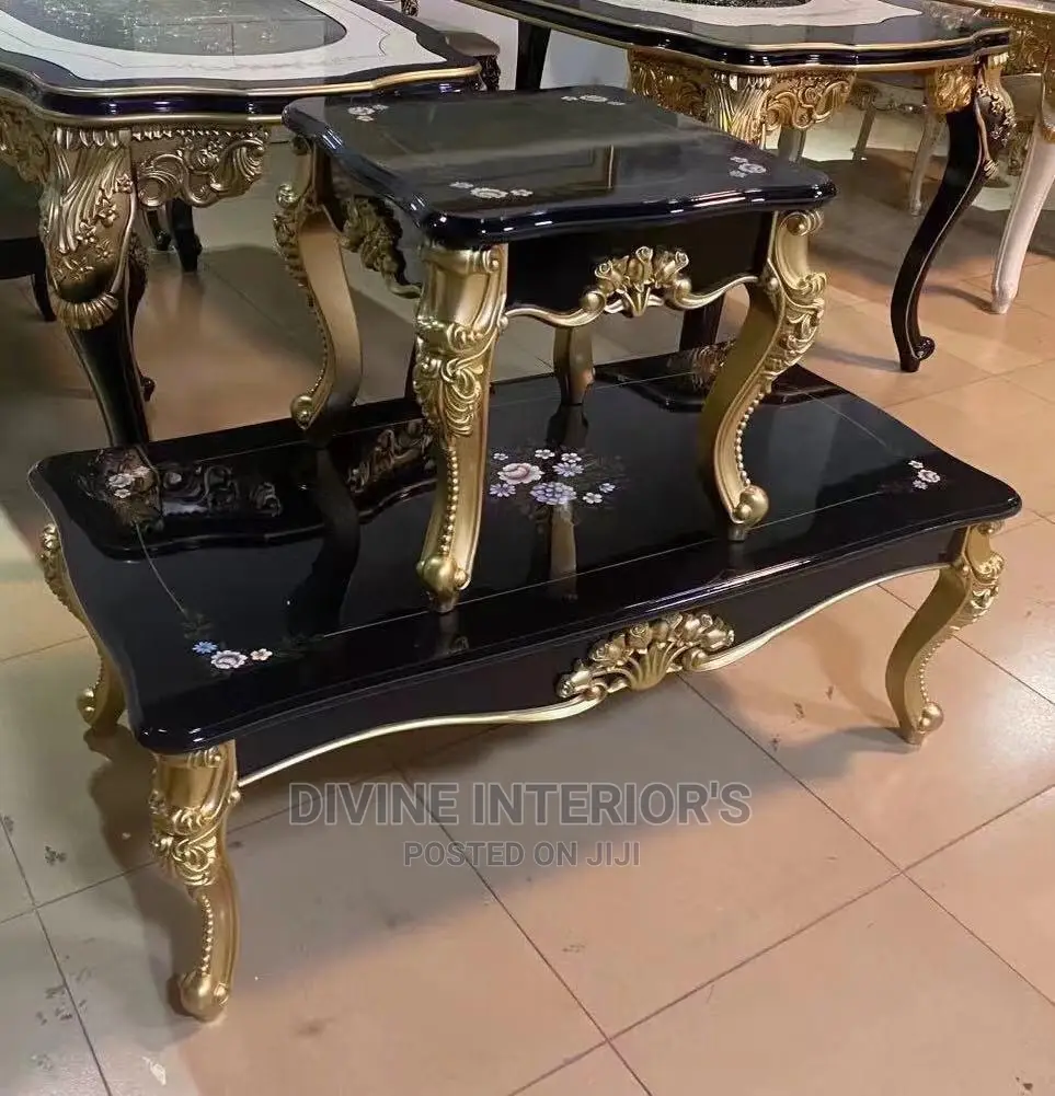 Wooden Center Table With Size Stool