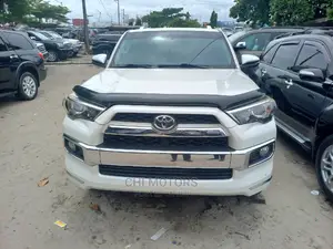 Toyota 4-Runner Limited 4dr SUV 4WD (4.0L 6cyl 5A) 2015 White