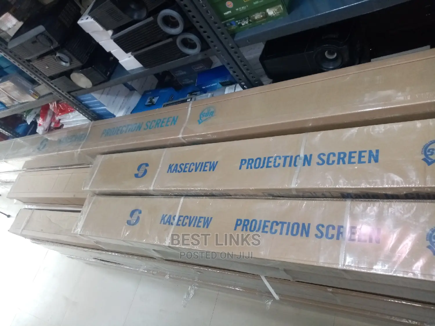 Projection Screen Available With Different Sizes
