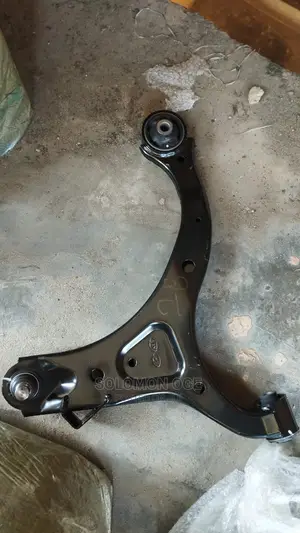 Front Lower Arm Hyundai Santa Fe 010 and 09 Model