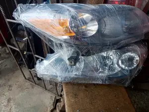 Toyota Matrix Headlamp 2009