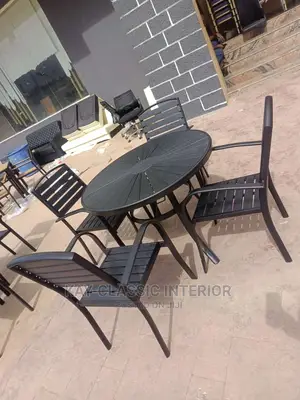 Out Door 4 Setters Table And Chairs