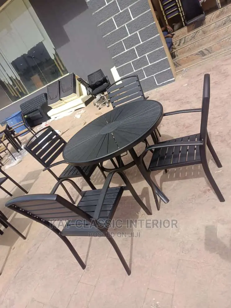 Out Door 4 Setters Table And Chairs