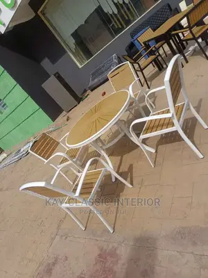 Out Door 4 Setters Table And Chairs