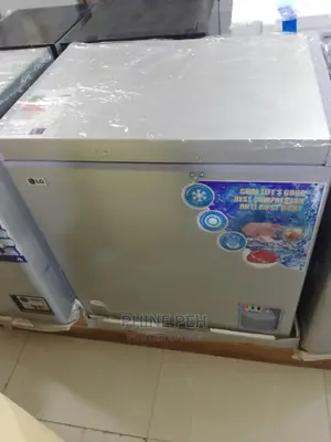 Lg Chest Freezer CLG-280