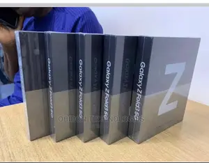 New Samsung Galaxy Z Fold3 5G 256 GB Black