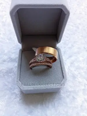 Rose Gold Wedding Ring Set