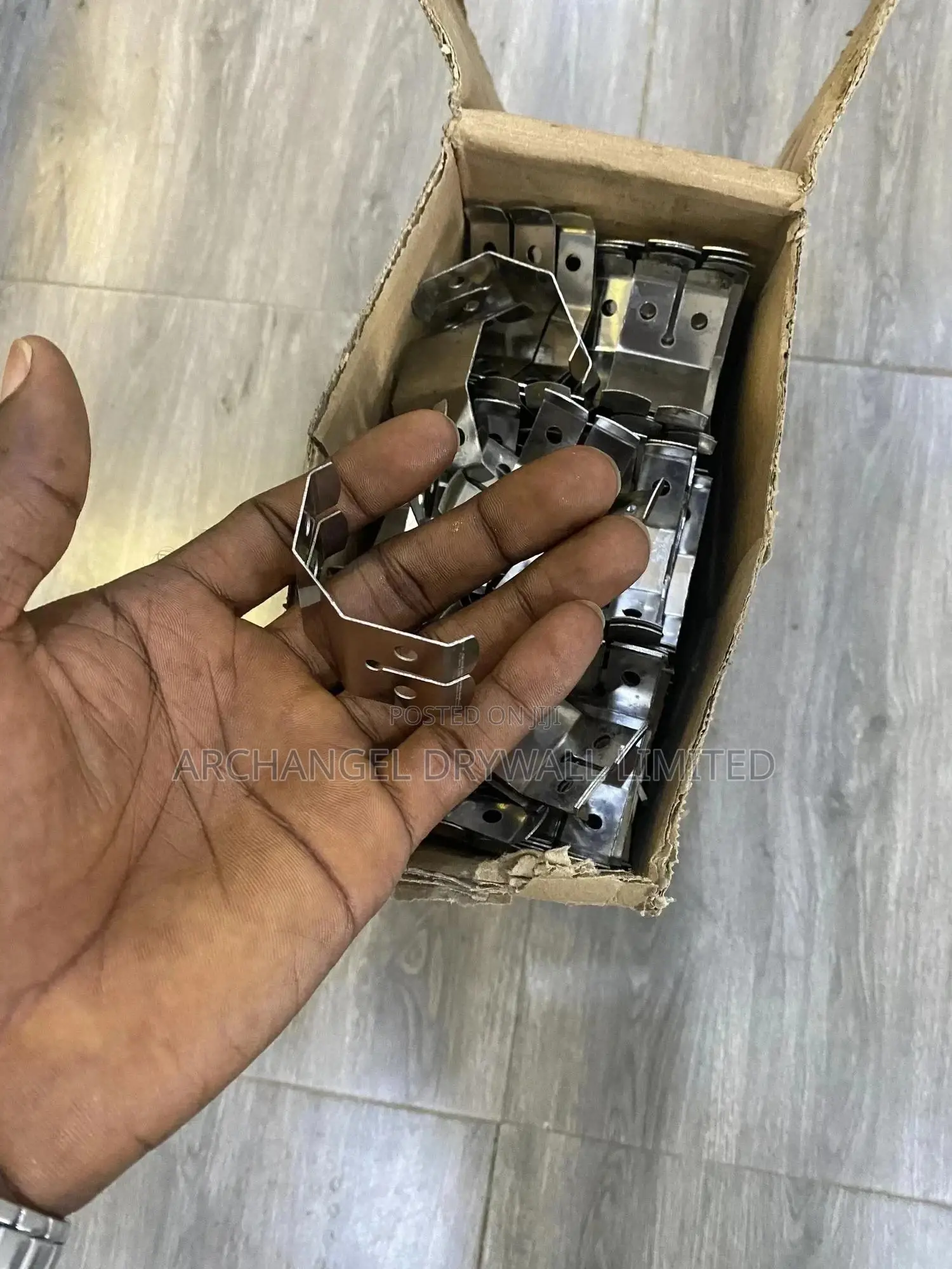 Dual Spring Butterfly Adjuster