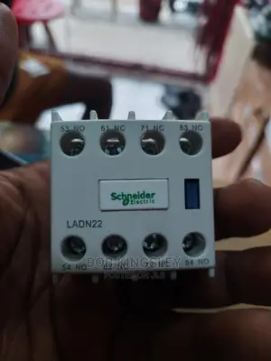 4pole Auxiliary Schneider