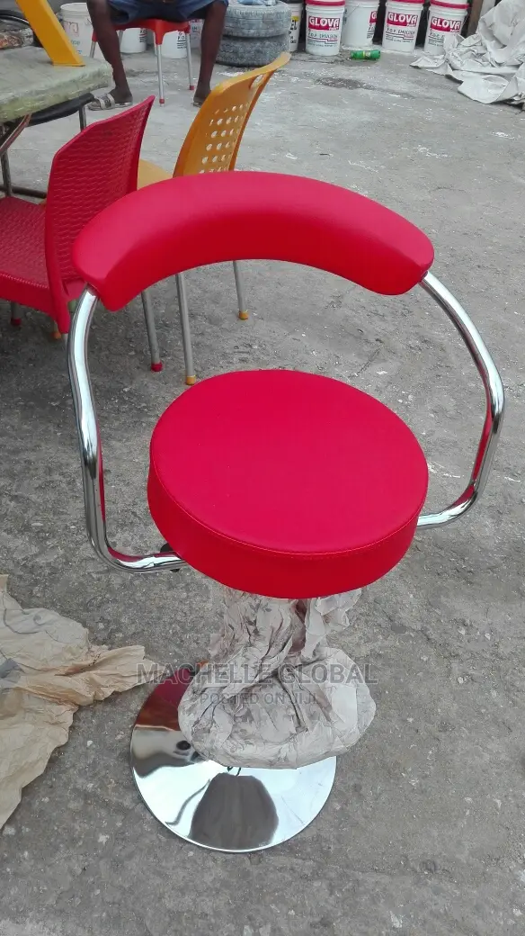 Simple Quality Barstool