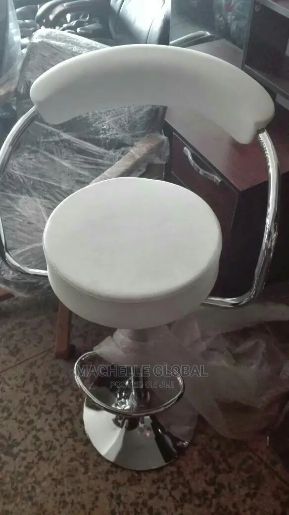 Simple White Bar-Stool